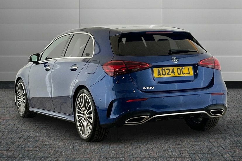 Mercedes-Benz A Class A180 Amg Line Premium Plus AO24OCJ Blue #2