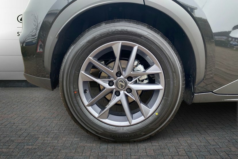 Lexus LBX 1.5 Vvt-ie Premium Suv Hybrid E-cvt 13 RO26MWN Black #5