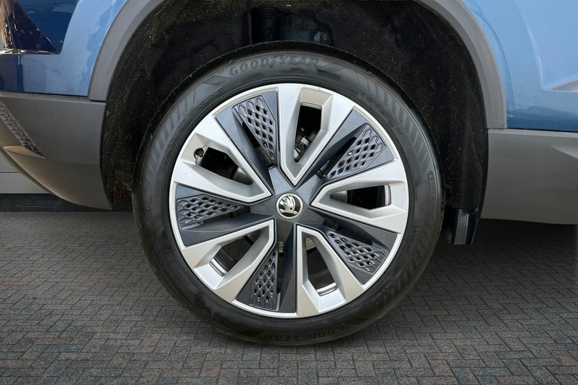 Skoda Karoq 1.5 Tsi Act Se L Suv Dsg 150 Ps CY23AEC Blue #5