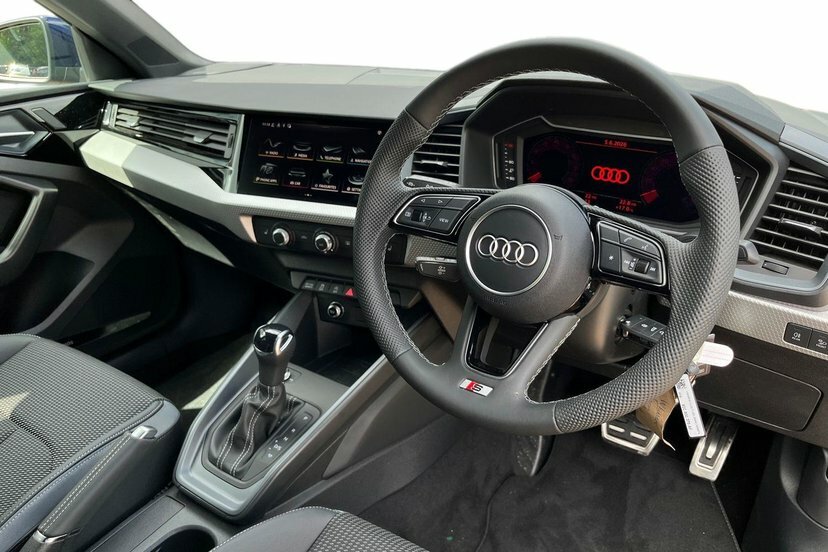Audi A1 1.0 Tfsi 30 S Line Sportback S Tronic LS26VLR Blue #6