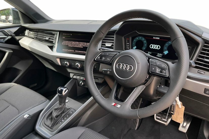 Audi A1 1.0 Tfsi 30 S Line Sportback S Tronic LM26ZPB Black #6