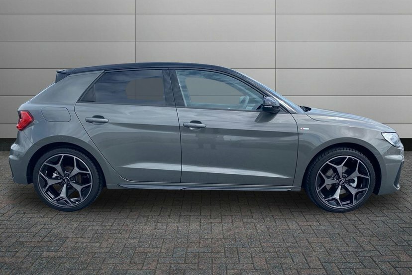 Audi A1 1.0 Tfsi 30 Black Edition Sportback S T EK75YMU Grey #4