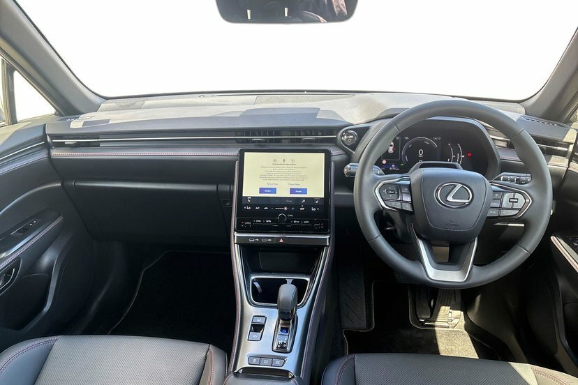 Lexus LBX 1.5 Vvt-ie Premium Suv Hybrid E-cvt 13 DK26WYS Silver #6