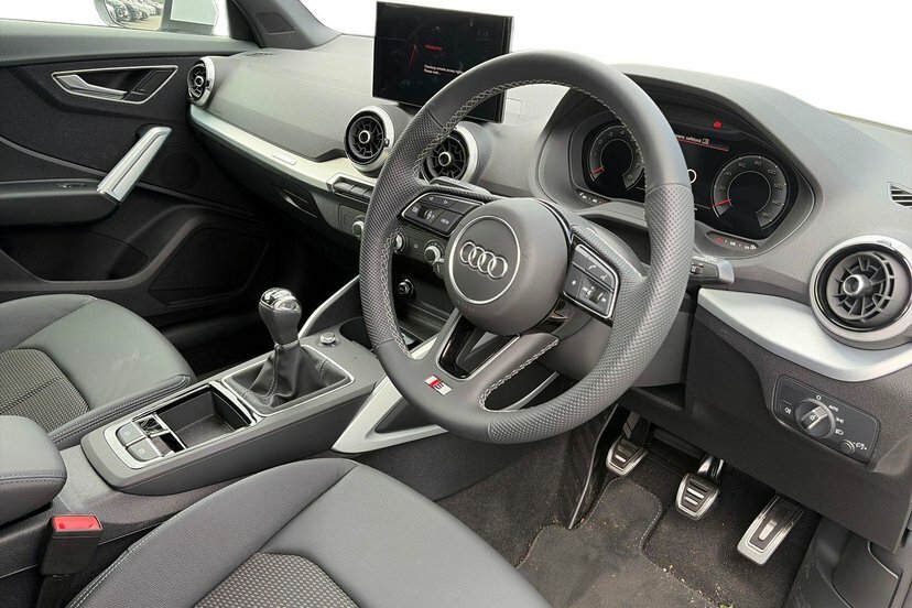 Audi Q2 1.5 Tfsi Cod 35 S Line Suv 150 White #6