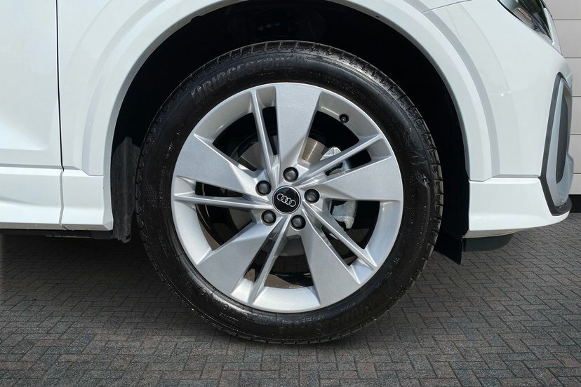 Audi Q2 1.5 Tfsi Cod 35 S Line Suv 150 White #6