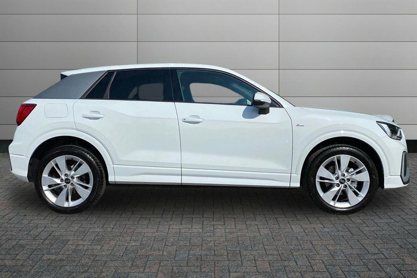Audi Q2 1.5 Tfsi Cod 35 S Line Suv 150 White #5