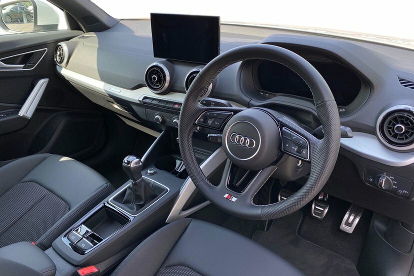 Audi Q2 1.5 Tfsi Cod 35 S Line Suv 150 White #6