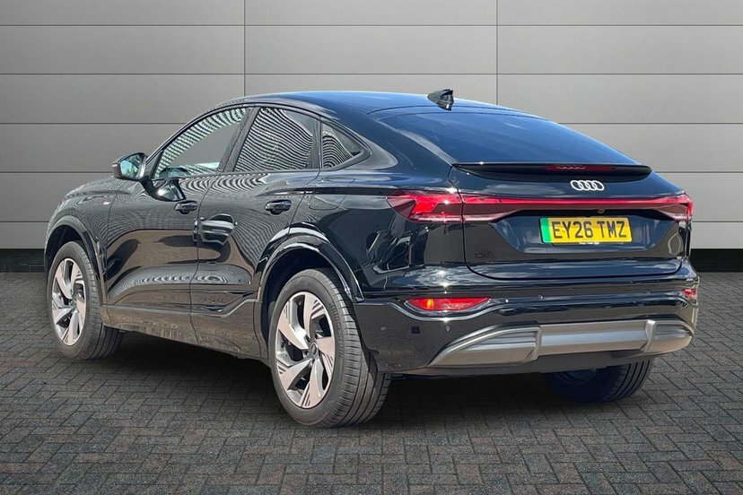 Audi Q6 E-Tron 83Kwh S Line Sportback 252 Ps EY26TMZ Black #3