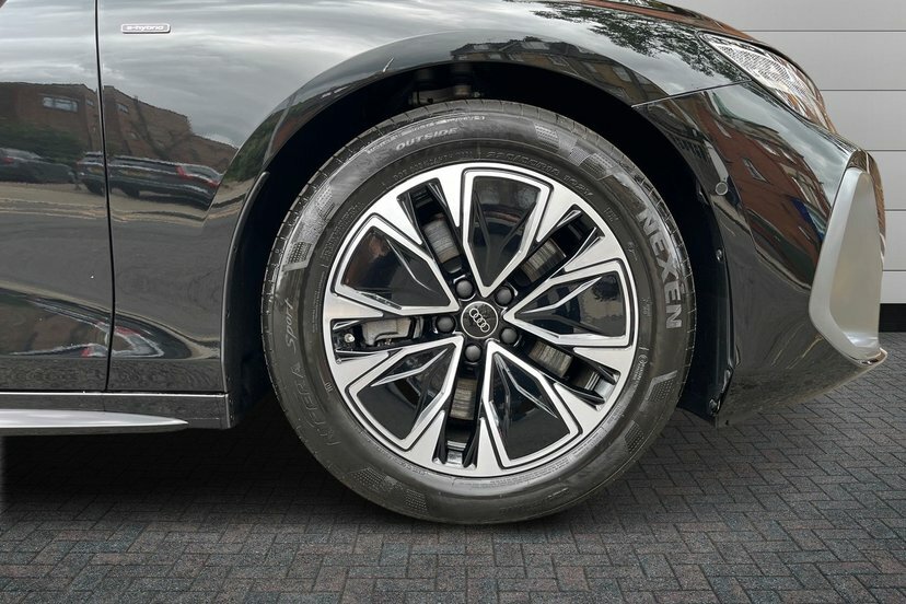 Audi A6 Saloon 2.0 E-hybrid 25.9Kwh S Line Saloon Plug KP26VOB Black #5