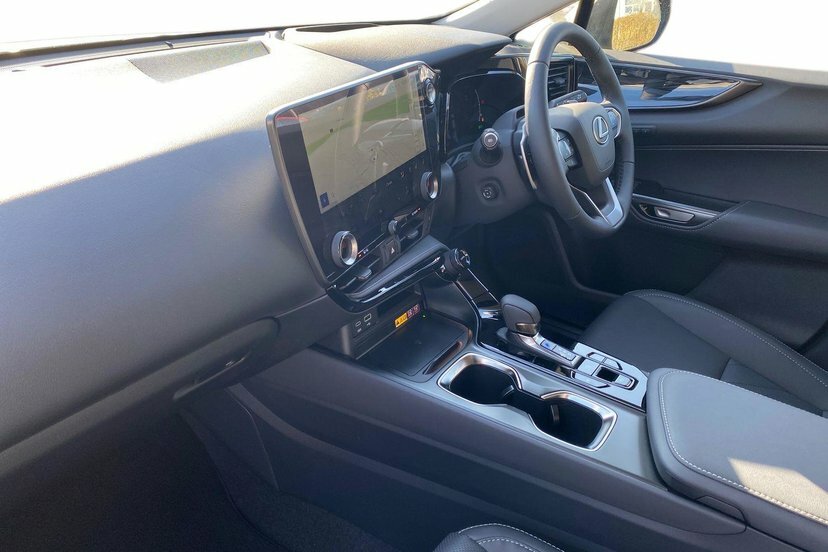 Lexus NX 2.5 350H Premium Plus Suv Hybrid E-cvt RV26XPS Silver #2
