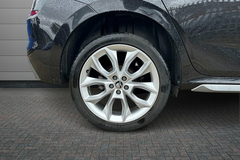 Skoda Kamiq 1.0 Tsi Se L Suv 110 Ps BV22ZKX Black #5