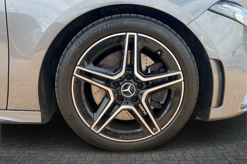 Mercedes-Benz A Class A250 Amg Line Edition Executive KT22KLK Grey #4