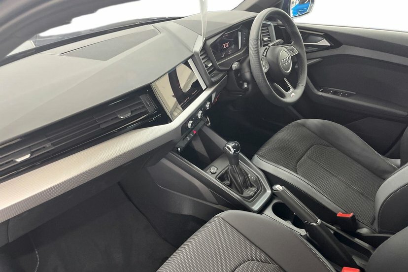 Audi A1 1.0 Tfsi 25 S Line Sportback S Tronic AO26XNP Blue #2