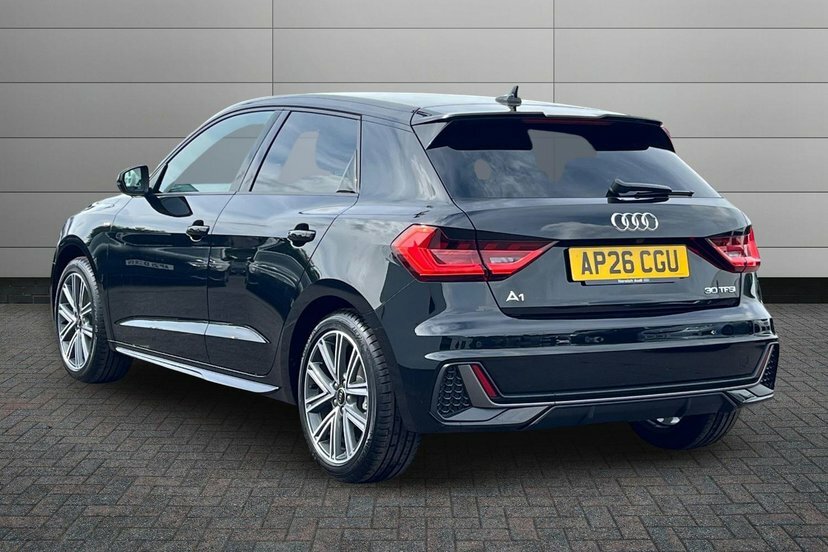 Audi A1 1.0 Tfsi 30 S Line Sportback S Tronic AP26CGU Black #3