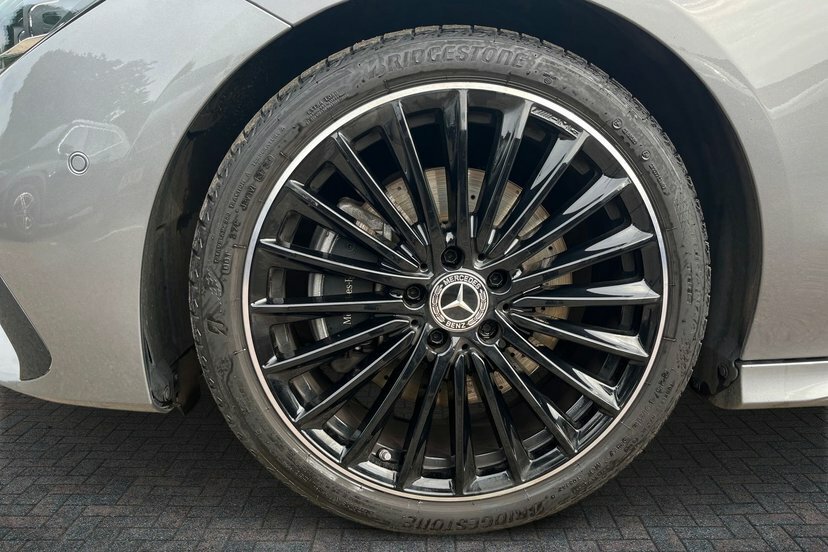 Mercedes-Benz CLA Class Cla220d Amg Line Premium Plus Shooting Brake Grey #4