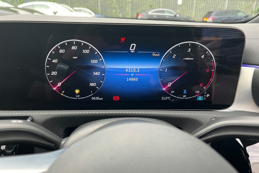 Mercedes-Benz CLA Class Cla220d Amg Line Premium Plus Shooting Brake Grey #6