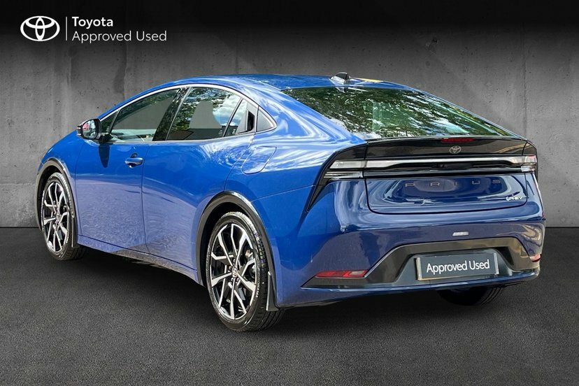 Toyota Prius 2.0 13.6Kwh Excel Hatchback Plug-in Hyb GL75NTF Blue #3
