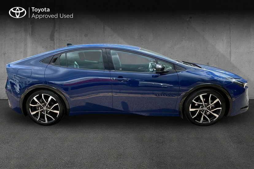 Toyota Prius 2.0 13.6Kwh Excel Hatchback Plug-in Hyb GL75NTF Blue #4