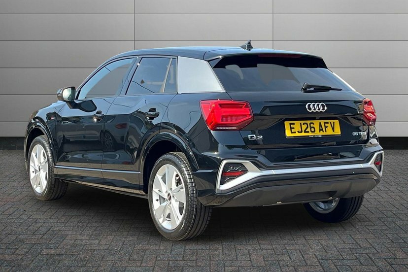 Audi Q2 1.5 Tfsi Cod 35 S Line Suv S Tronic 15 EJ26AFV Black #3