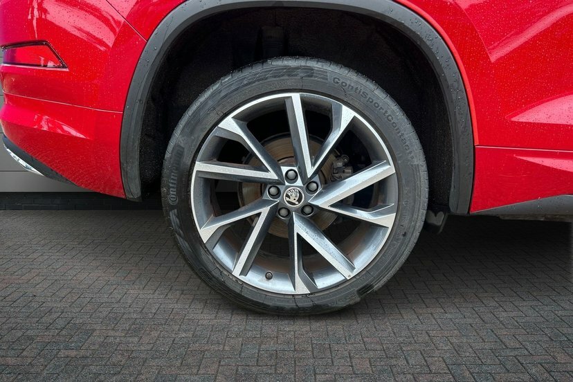 Skoda Kodiaq 2.0 Tdi Sportline Suv Dsg 4Wd 7 Seat WG23EZN Red #5
