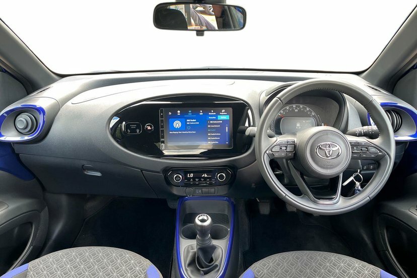 Toyota Aygo X 1.0 Vvt-i Edge Hatchback 72 Ps GJ26ELX Black #6