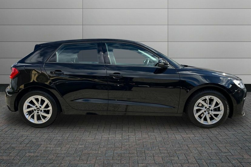 Audi A1 1.0 Tfsi 30 Sport Sportback S Tronic 1 LL21DPX Black #4