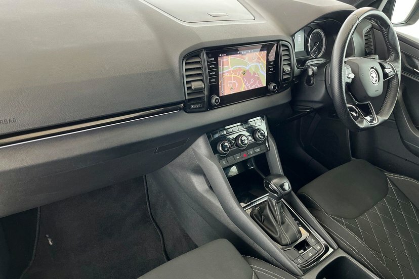 Skoda Karoq Karoq Sportline 1.5 Tsi 150 Ps Dsg EU71HCN Black #2