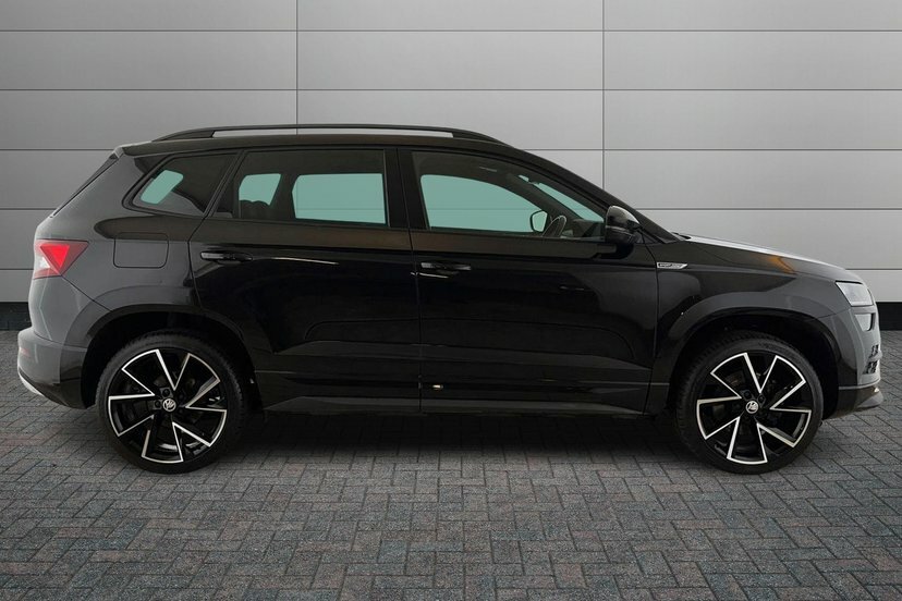 Skoda Karoq Karoq Sportline 1.5 Tsi 150 Ps Dsg EU71HCN Black #4
