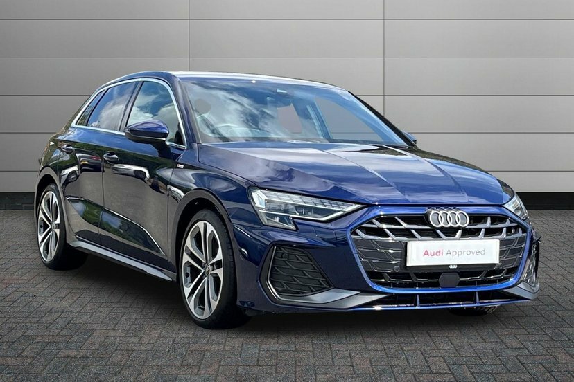 Audi A3 1.5 Tfsi 35 S Line Sportback S Tronic KM25CZN Blue