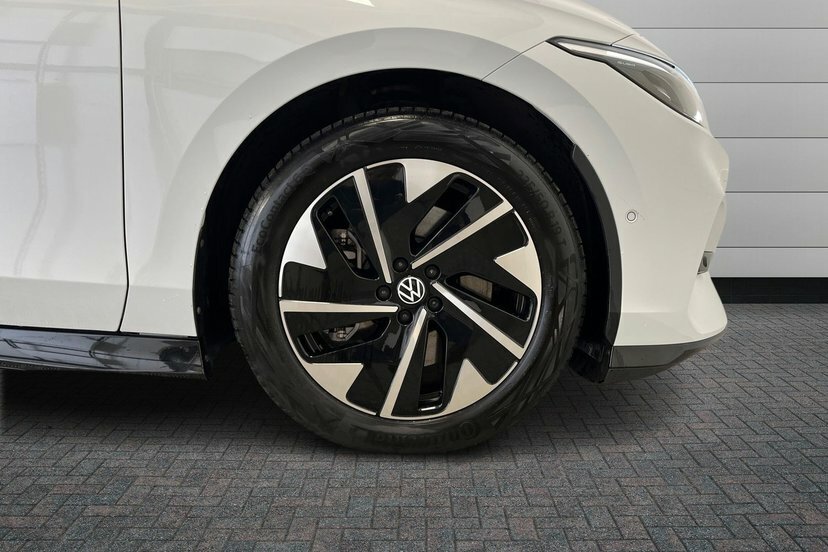 Volkswagen ID.7 Pro 77Kwh Match Plus Fastback 2 KP75AOR White #5