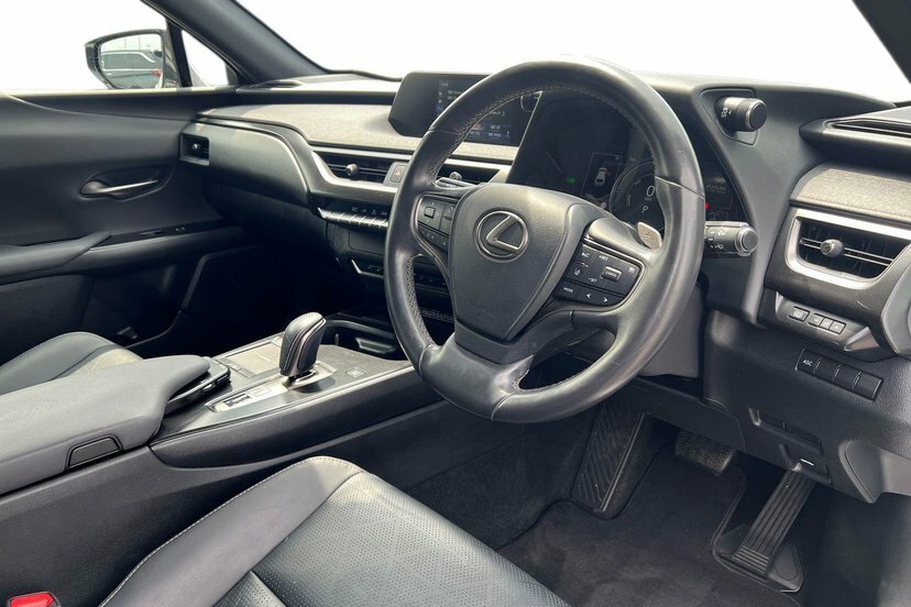 Lexus UX 300E 54.3Kwh Premium Plus Suv 2 White #6