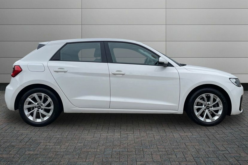 Audi A1 1.0 Tfsi 30 Sport Sportback 110 SR73APK White #4