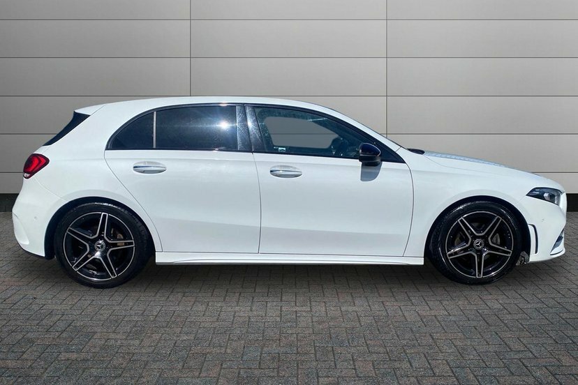 Mercedes-Benz A Class A200 Amg Line Premium KN23YTS White #3