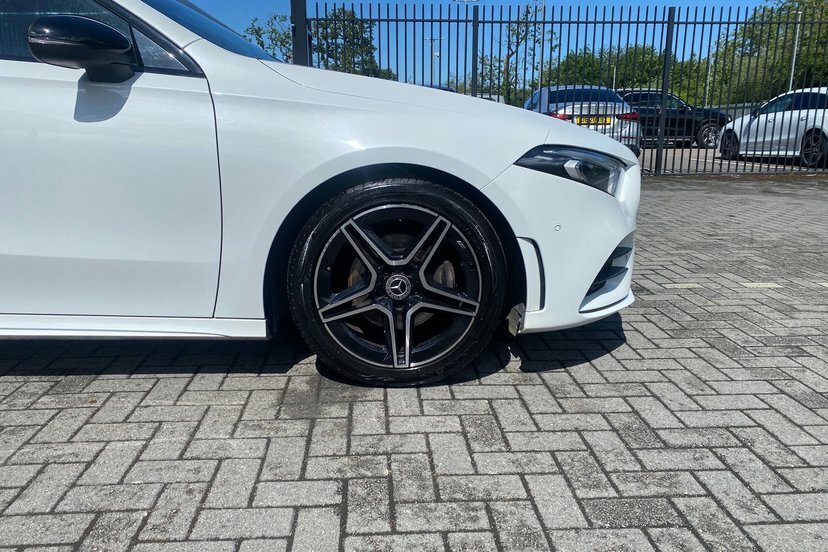 Mercedes-Benz A Class A200 Amg Line Premium KN23YTS White #4