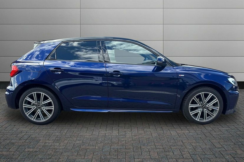 Audi A1 1.0 Tfsi 30 S Line Sportback S Tronic EK26YFC Blue #4