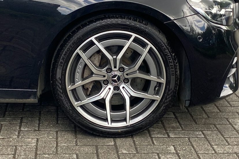 Mercedes-Benz E Class E220dh Mhev Amg Line Premium KM23GXH Black #4