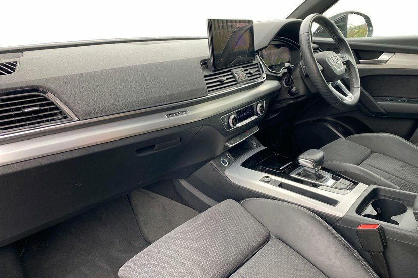 Audi Q5 2.0 Tfsi 45 S Line Suv S Tronic Quattro DG23CNU Black #2