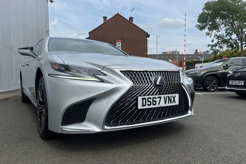 Lexus LS Luxury  #54