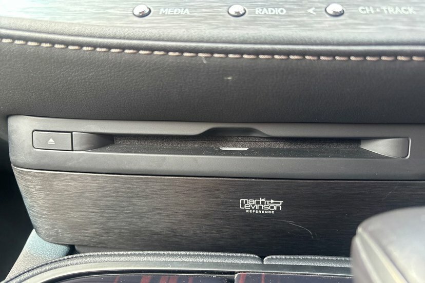 Lexus LS Luxury  #25