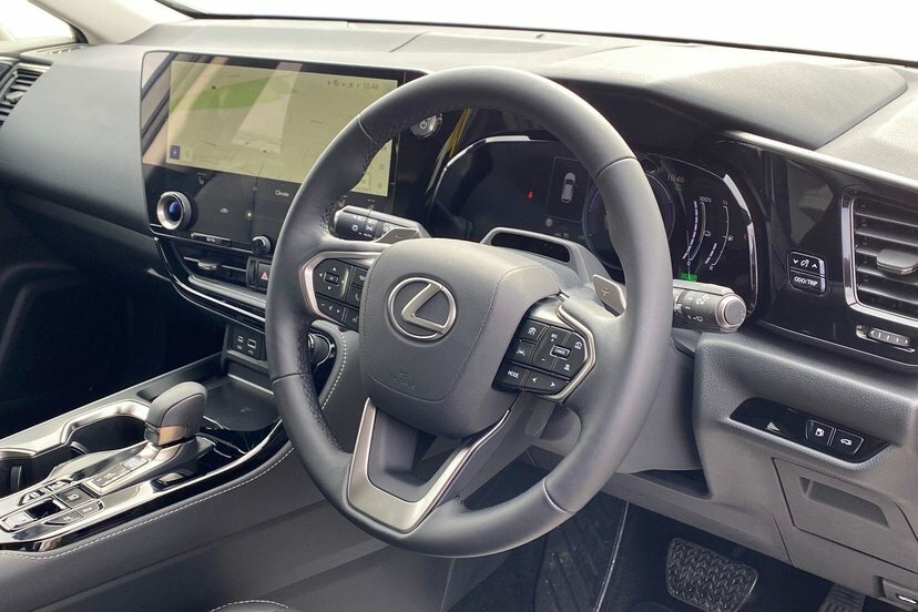 Lexus NX 2.5 450H 18.1Kwh Premium Suv Plug-in H RV26XRO Silver #6