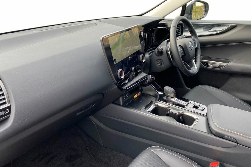 Lexus NX 2.5 450H 18.1Kwh Premium Suv Plug-in H RV26XRO Silver #2