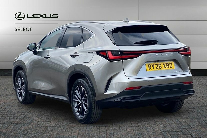 Lexus NX 2.5 450H 18.1Kwh Premium Suv Plug-in H RV26XRO Silver #3