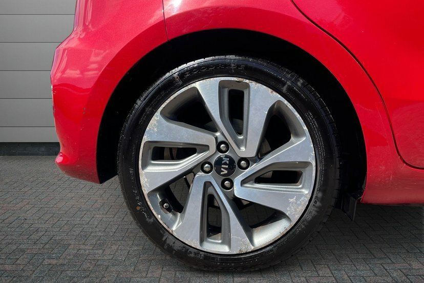 Kia RIO 1.4 Ecodynamics 3 Hatchback 107 Red #5