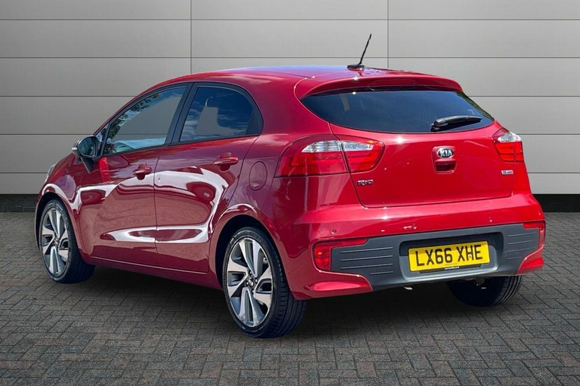 Kia RIO 1.4 Ecodynamics 3 Hatchback 107 Red #3