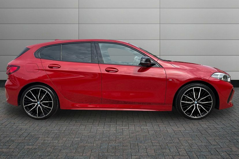 BMW 1 Series 1.5 118I M Sport Hatchback Dct 140 Ps YF69GVG Red #4