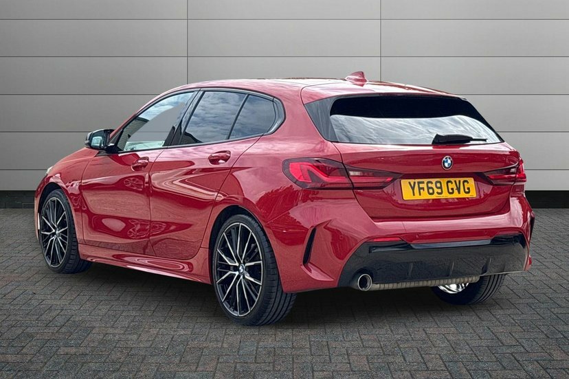 BMW 1 Series 1.5 118I M Sport Hatchback Dct 140 Ps YF69GVG Red #3
