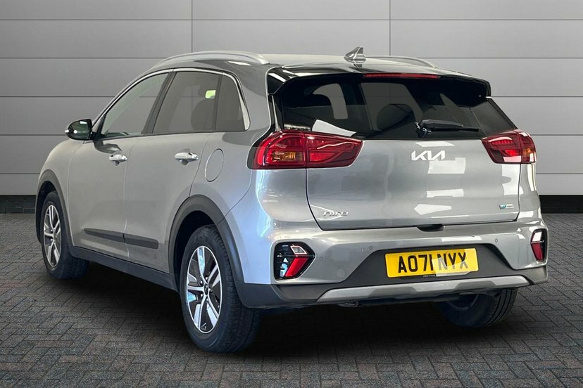 Kia Niro 1.6 Gdi Connect Suv Hybrid Dct 139 Bhp AO71NYX Grey #3