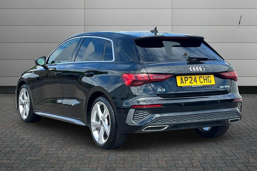 Audi A3 1.0 Tfsi 30 S Line Sportback S Tronic Black #3