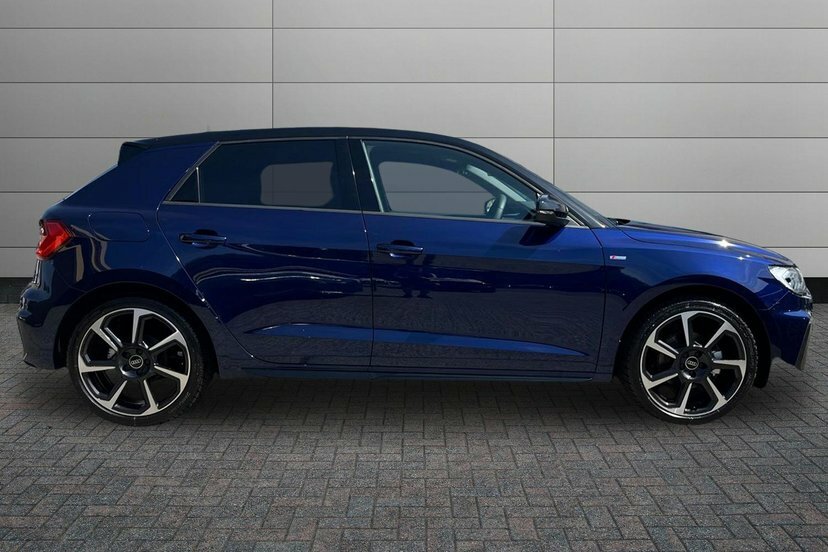 Audi A1 1.0 Tfsi 30 Black Edition Sportback S T EO26ZZW Blue #4