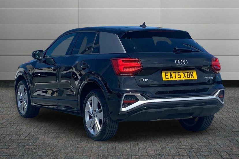 Audi Q2 1.5 Tfsi Cod 35 S Line Suv S Tronic 15 EA75XDK Black #3